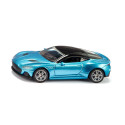 Maqueta a escala del Aston Martin DBS Superleggera azul Iceblue con puertas practicables y ruedas de goma.