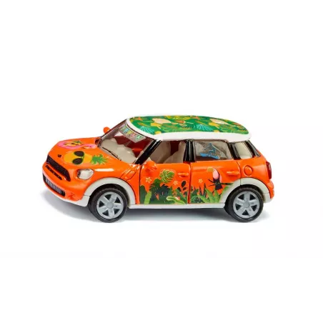 Coche de juguete MINI Countryman de Siku personalizable con pegatinas de verano y puertas practicables.