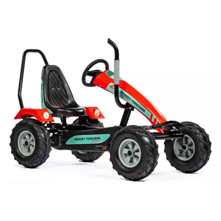 Tractor de pedales Massey Ferguson con barra antivuelco y estructura metálica para niños.