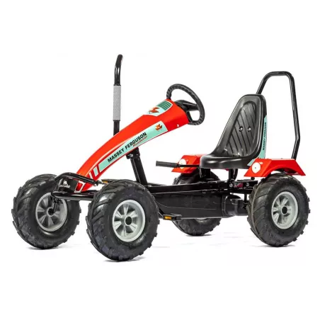 Tractor de pedales Massey Ferguson con barra antivuelco y estructura metálica para niños.