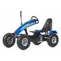 Kart de pedales infantil Track BF3 New Holland con tres marchas y diseño de tractor