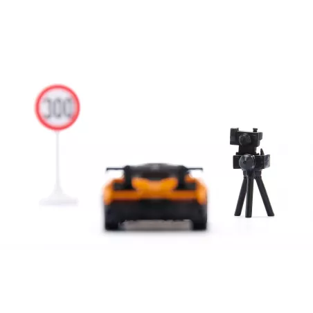 Set de superdeportivos Siku con miniaturas de Lamborghini Veneno, Apollo IE y McLaren Senna de juguete.