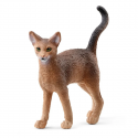 Figura detallada de gato abisinio de Schleich, juguete coleccionable realista.