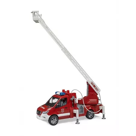 Camión de bomberos Mercedes-Benz Sprinter de juguete Bruder a escala 1:16 con escalera extensible.