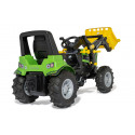 Tractor a pedales infantil Deutz 8280 TTV Rolly Toys con cargador frontal desmontable y ruedas neumáticas.