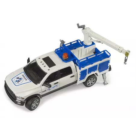 Camioneta de juguete RAM 2500 a escala 1:16 con grúa extensible y chasis todoterreno.