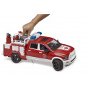 Camión de bomberos RAM 2500 de Bruder a escala 1:16 con cañón de agua funcional
