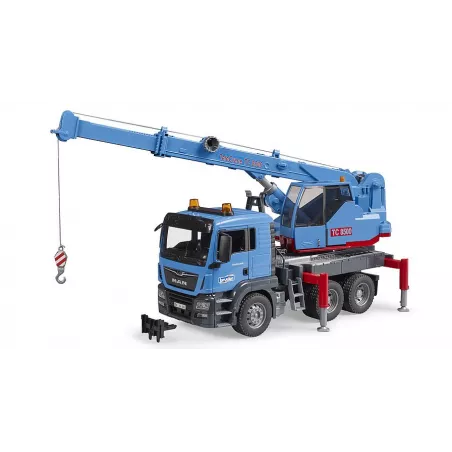 Camión grúa de juguete MAN TGS de Bruder a escala 1:16 con brazo extensible y estabilizadores.