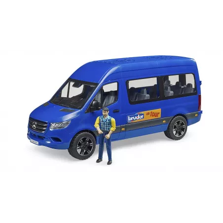 Juguete Mercedes-Benz Sprinter Transfer de Bruder con figura de conductor y puerta corredera.