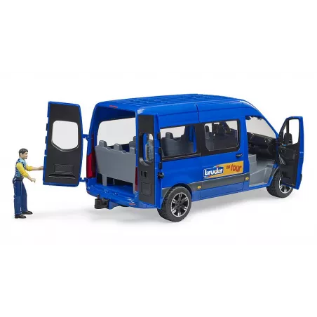 Juguete Mercedes-Benz Sprinter Transfer de Bruder con figura de conductor y puerta corredera.