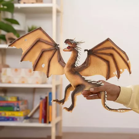 Figura de dragón Colacuerno húngaro de Schleich con escamas detalladas y diseño realista para coleccionistas.