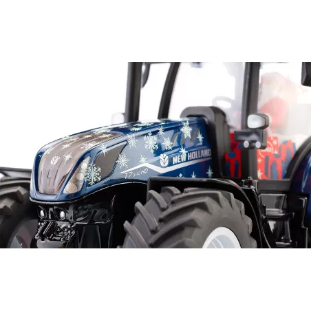 Tractor New Holland T7 de Siku a escala 1:32 edición limitada de Navidad con Papá Noel al volante.