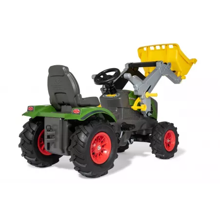 Tractor Fendt 211 Vario con pala a pedales
