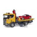 Camión de juguete Scania Super 560R con grúa, plataforma y coche de juguete Bruder escala 1:16.