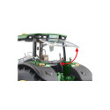 Réplica a escala 1:32 del tractor John Deere 6R 250 de Wiking, miniatura agrícola de colección.