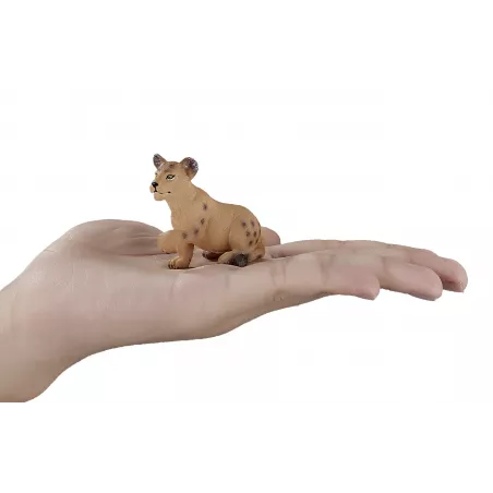 Figura realista y detallada de cachorros de león para juego y colección.