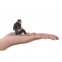 Figura realista de chimpancé de la colección Mojo pintada a mano para coleccionistas y juego educativo.